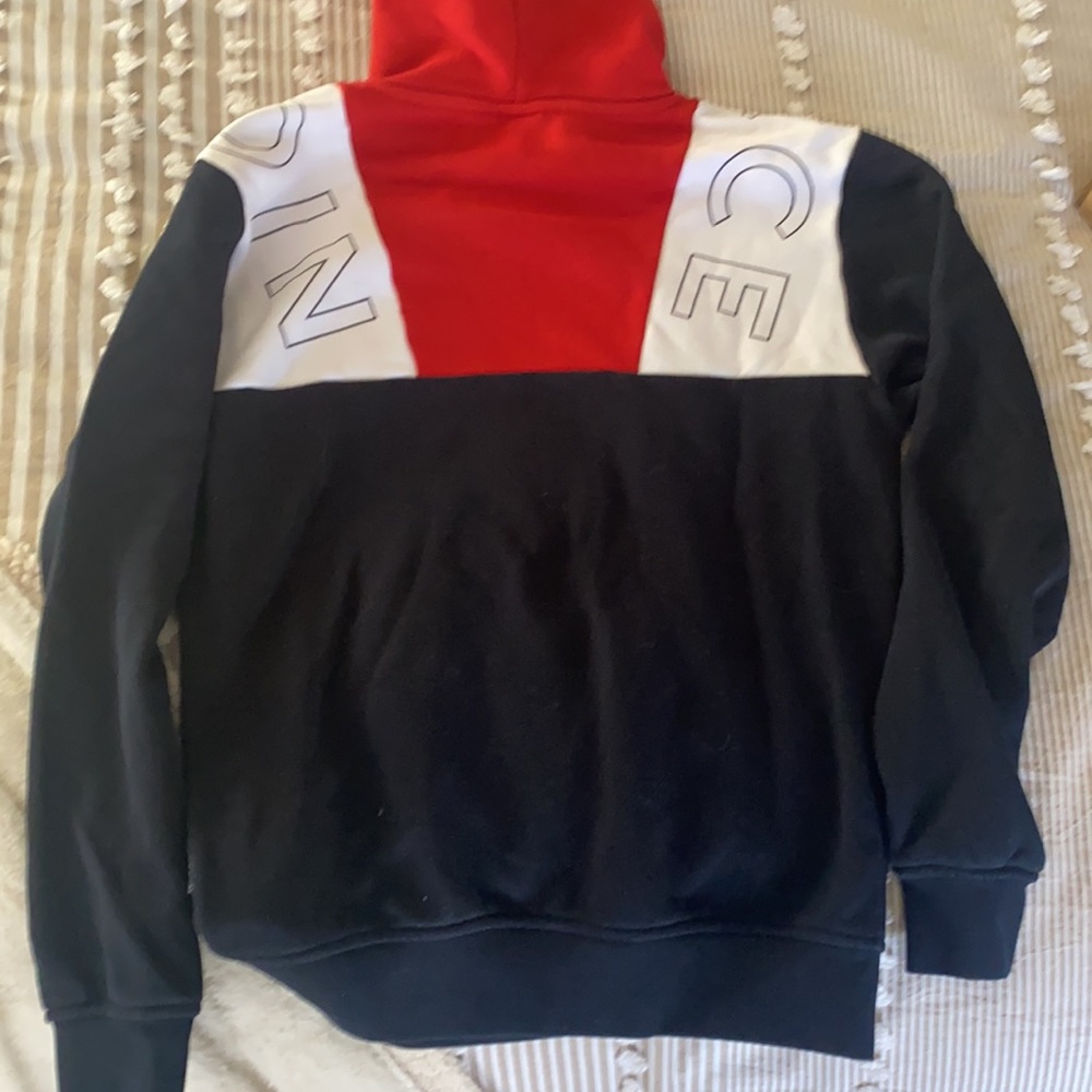 Sweatshirt - Picture 4 of 4